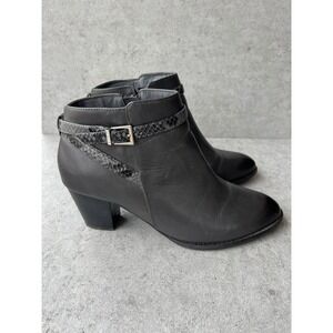 Vionic Upright Upton Leather Ankle Boots Gray Snakeskin Buckle Block Heel 9.5